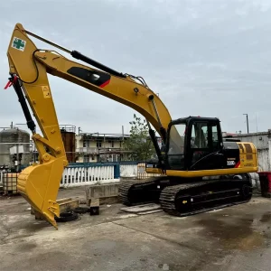 20 Ton 320GC Crawler Excavator with 1.19m³ Rock Bucket & Hammer for Mining & Hard Rock in South Africa