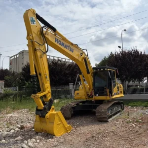 21Ton Hydraulic Digger Tracked Earthmoving Excavator Digger Machine Used Komatsu PC210-8 Used Crawler Excavator for Construction