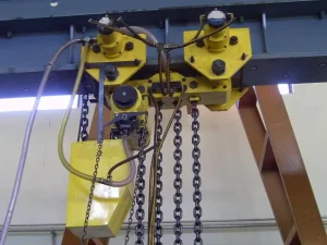 25T Four Chain Explosion Proof Pneumatic Winch Hoist Remote Control