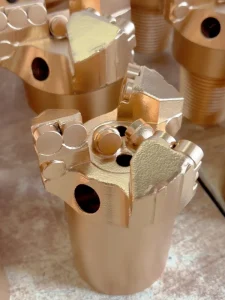 4 Inch 101mm 3 Wing Convex Cutter Non Coring Tungsten Carbide PDC Drill Bit for Mining Water Well Drilling Equipment Casting
