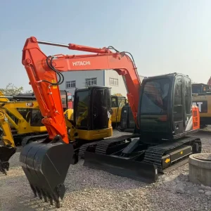 7ton Small Second hand Crawler Excavator Original Japan Hitachi ZX70 Used Excavator