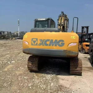 92kN Digging Force Compact Excavator 8.39m Max Reach 5.5m Depth for Road Building Small Mining Motor Pump Gear