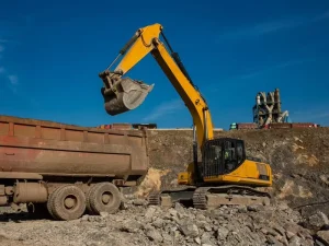 933E Large Excavator 1.6m³ Bucket Hydraulic Digger for Mining Road Construction and Heavy Excavation Operations