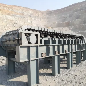 Adjust Speed 3500tph High Capacity Motor Apron Feeder Plate Chain Conveyor Coal Gold Limestone Quartzite Construction