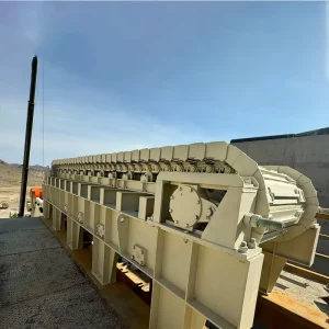 Apron Feeder for Mining & Cement Plants Robust Steel Construction High Capacity Material Handling for Ore Coal Aggregate