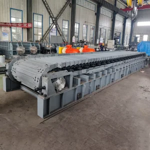 Apron Feeder for Mining Durable Conveyor for Bulk Materials Like Iron Ore Coal Clinker in Cement Plants and Mining Operations
