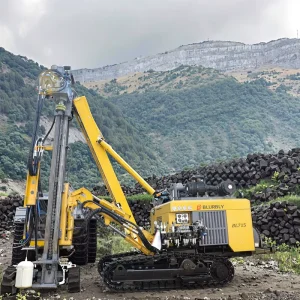 BL715 Diesel-Powered Depth 30m Hole Range 90-115mm Cylinder Feed Rock Borehole Blasting Breaking Mining Drilling Rig