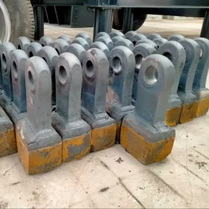 Cast Wear-resistant Hammer Head High Manganese Steel Spare Parts for Mining Concrete Hammer Crushers Factory