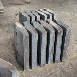 Casting Alloy Steel Ball Mill Liners and Crusher Spare Parts for Ore Mining Machinery