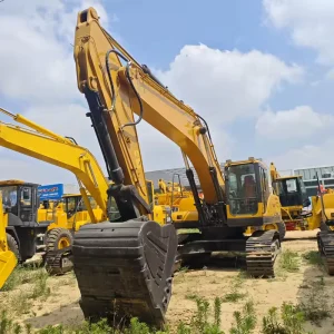 Chinese Made 30 Ton Heavy Duty Mining Excavator with EPA Certified for Engine Motor Large Bucket Capacity