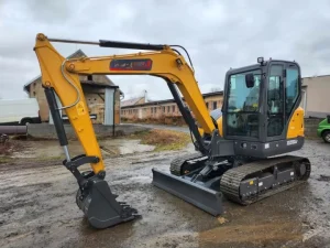 Compact 5.75T Crawler Excavator XE55GA Hydraulic Digger Earthmoving Equipment for Mining Construction Site