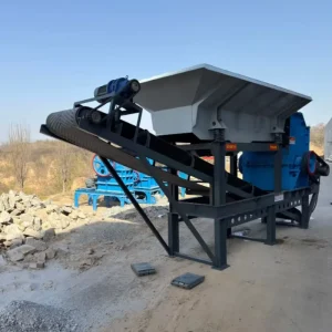 Compact and High-Efficiency Mobile Crusher for Stone Crushing and Screening