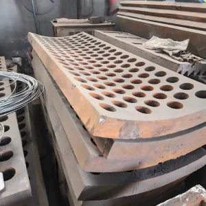 Custom High Chrome Composite Wear Resistant Crusher Spare Parts Screening Plate for Mining Industry OEM ODM