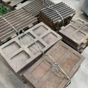 Custom High Manganese Steel Wear Resistant Jaw Crusher Parts Side Liner & Cheek Plate for Stone & Aggregate Crushing