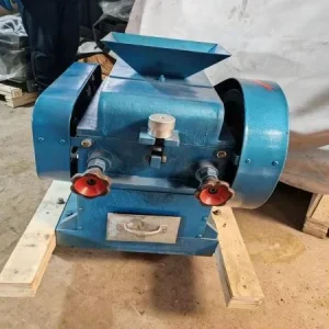 Customized Lab Double Roller Crusher Small Low Loss Rate of Material Dust Overflow Roll Crusher