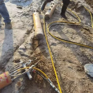 DL 150 Static Mechanical Rock Splitting Equipment with 150MM Borehole Diameter 1500KN Splitting Force for Mine Rock Mining