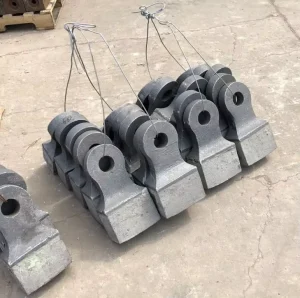 Diesel Mobile Stone Hammer Crusher Wear-Resistant Steel Small Hammer Mill Crusher with Jaw Plate for Gold Mine Model