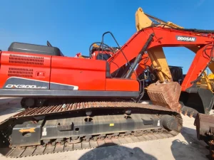 Doosan DX300LC 9C Crawler Excavator 30 Ton Class Like New Low Hour Used Unit in Stock
