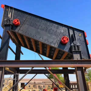 Double Deck Sand Vibrating Screen High Frequency Screening Machine Separating Different Sizes of Gravel and Crushed Stone