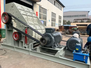 Double Stage Sieve Free Bottom Crusher Max 60t/h AC Motor Mobile Broken Stone Processing Machine
