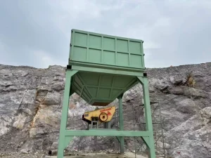 Durable Mining Hopper Feeder for Crushing Plant