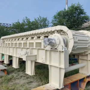 Electric Heavy Mining Construction Apron Feeder Conveyor Machine with 350t/h Capacity for Cement Coal Iron Limestone Feeding