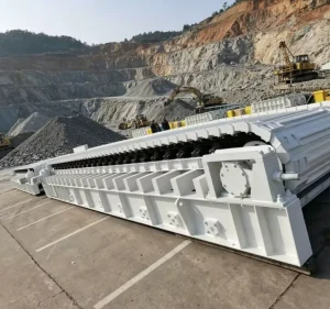 Electric Vibratory Pan Feeder with Motor for Ore and Construction Material Feeding