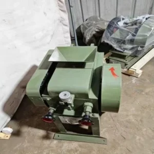 Factory Custom Lab Double Roller Crusher Xpc Laboratory Cast Iron Sealed Lab Double Roller Crusher
