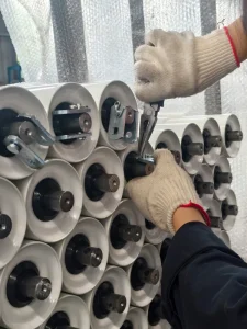 Factory Direct Sell Steel Suspended Roller Conveyor Carrying Hanging Idler in Belt Conveyor System for Coal Mining Quarry