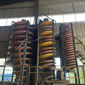 Fiberglass Spiral Chute Gravity Separator Pump 4t/h Capacity Silica Sand Coal Washing Humphrey Mineral Separator
