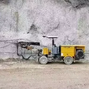 Gold Quarry Borehole Tunnel Mine Diesel Powered Rock Drilling Jumbo Rig Gearbox Motor Bearing High Torque Rotary Drilling