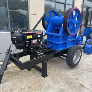 HAOTUO Mobile Jaw Crusher with Engine Bearing Gear & Screen for Gravel & Granite Ore Crushing High Capacity 40 70T