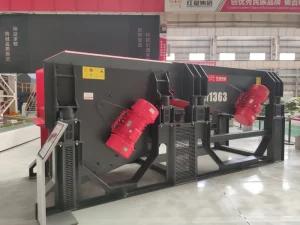 HST Series PLC Motor Feeding Pre screening Combination Machine High Capacity New Technology Mining Feeder Quarry Plant