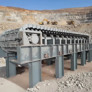 Heavy Duty Apron Feeder Coal Limestone Gold Iron Gravimetric Hopper Chain for Power Plant Construction