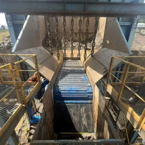 Heavy Duty Apron/Plate/Chain Feeder with Motor Electric Industrial Mining Equipment for Iron Cement Plant 750t/h Capacity