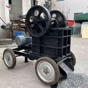 Heavy Duty CJ116 Jaw Crusher 400TPH Hard Rock Mining Project YMC116 Crawler Mobile Jaw Crusher