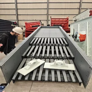 Heavy Duty Vibrating Feeder Grizzly Feeder Linear Feeder for Mining Stone Ore Quarry Crusher