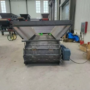Heavy Sprocket Apron Feeder Mining Machinery Type 1240 450t h 380V PLC High Output Building Stone Line