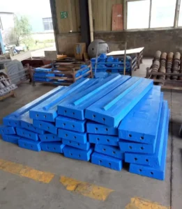 High Chrome CR26 CR27 Rubble Master RM80 Hammer Plate Casting for Mobile Impact Crusher Wear Parts