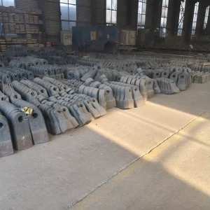 High Chromium Hammer Crusher Wear Parts Mill Beaters for Mining Machine Applications Durable Hammer Heads