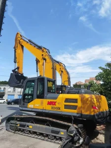 High Efficiency XE245DK 25.5Ton Track Excavator Positive Flow Hydraulic Optional Breaker for Mine Large Land Renovation Works