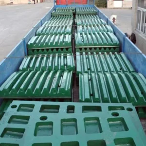 High Manganese Steel Casting Jaw Plate Crusher Spare Parts Wear Resistant Accessories for Ore Mining