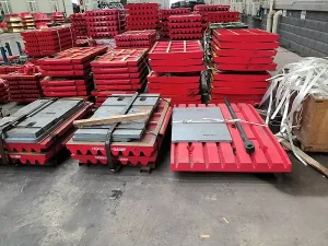 High Manganese Steel Jaw Plates Crusher Wear Parts Casting for Pallet Crusher Quarry