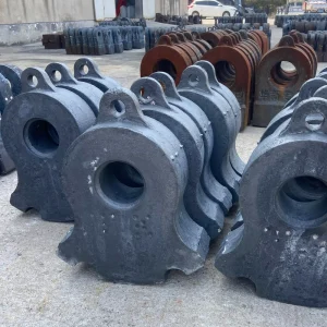 High Performance Mining Crusher Wear Parts Custom Material Shape for Stone Crushing