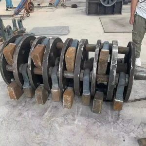 High Wear Resistant Crusher Hammer Head Replacement Spare Parts for Mining Rock Hammer Crushing Machine