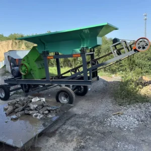 In Stock Mobile Primary Crushers for Mining
