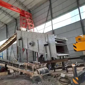 Industrial Aggregate Silica Sand Soil Screener China Circular Vibrating Screen Vibrating Screen