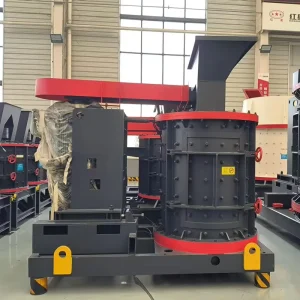 Industrial Vertical Compound Crusher High Breaking Ratio Stone Crushing and Powder Making Machine