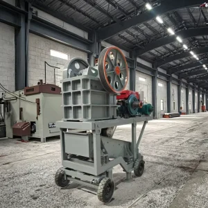 Jaw Crusher with Vibrating Screen at the Bottom Mobile Stone Gold Crusher Diesel Engine Power