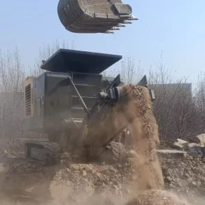 Jaw Mobile Crusher for Construction Waste Recycling with Motor Gear Max 60t/h Capacity